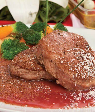 Medallones en salsa de jamaica