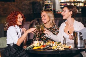 Tips para comer fuera de casa y no destruir o romper tu dieta