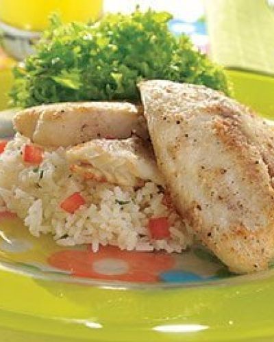 Filete de pescado al mojo de ajo