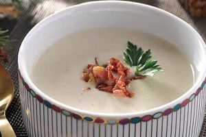 Crema de corazones de alcachofa con jamón Serrano