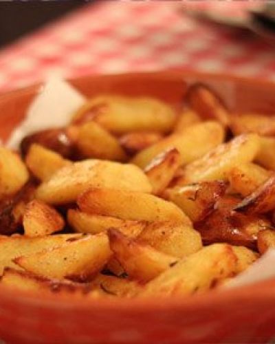 Papas bravas a la española