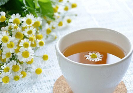 ¿El té de manzanilla me ayuda a adelgazar?