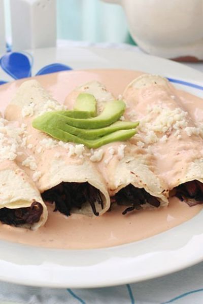 Enchiladas de jamaica en salsa de chipotle|Enchiladas de jamaica en salsa de chipotle|Enchiladas de jamaica en salsa de chipotle|Enchiladas de jamaica en salsa de chipotle