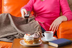 ¿Por qué no comer frente a la televisión?