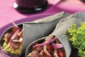 Wraps de salpicón con mayonesa de aguacate