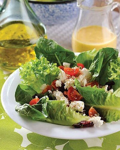 Ensalada de tres lechugas con jitomates cherry
