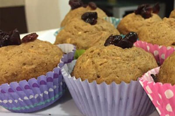 Muffins de zanahoria y arándanos