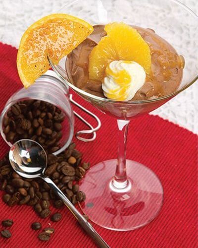 Mousse de chocolate con beso de naranja