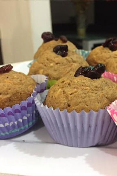 Muffins de zanahoria y arándanos