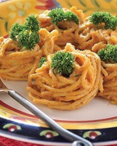 Espagueti con salsa de berenjena