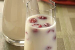 Agua de avena con moras