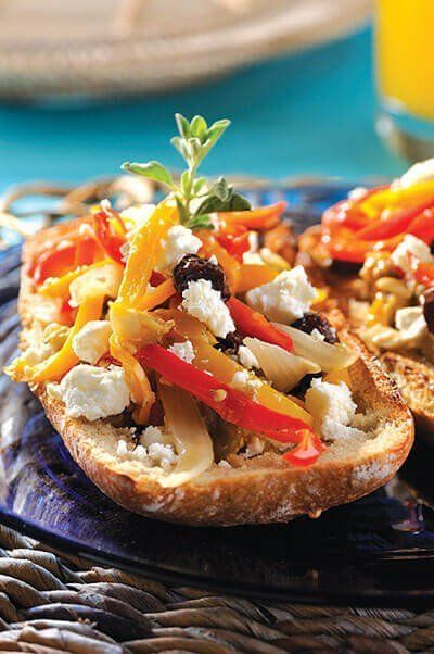 Chapata de berenjena y verduras con queso de cabra