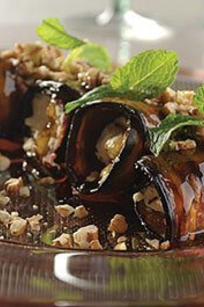 Rollos de berenjena con queso de cabra