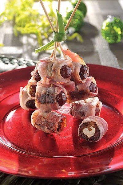 Brocheta de dátil envuelta en tocino