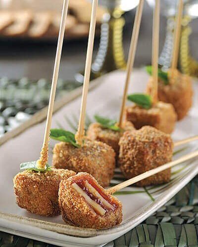 Botanita de ate con queso