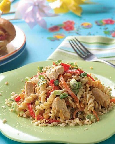 Fusilli con cacahuate