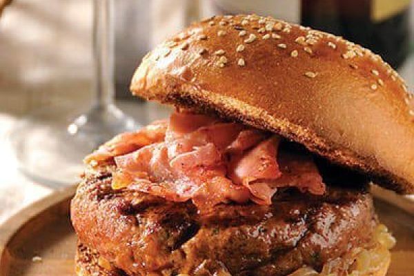 Hamburguesa de res a la barbeque