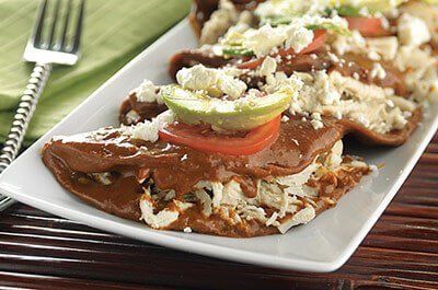 Enfrijoladas con pollo