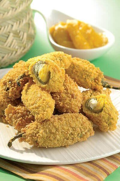 Jalapeños rellenos de queso