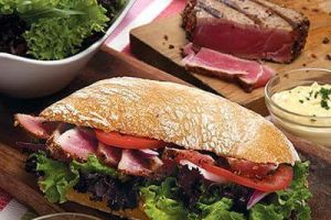 Chapata con atún a la parrilla