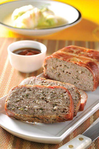 Pastel de carne con couscous y hierbas