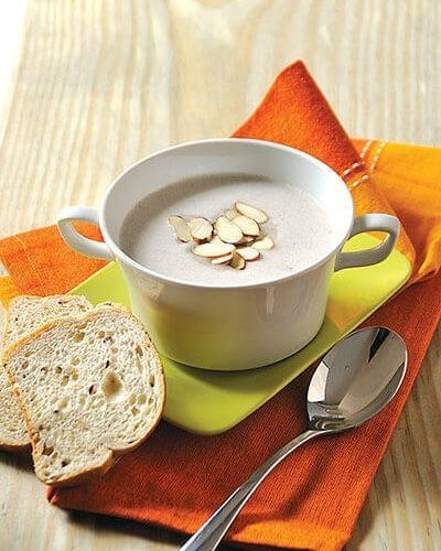 Sopa de almendra