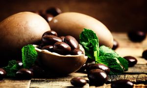 Huevos de Pascua con sabor a chocolate