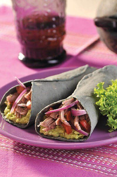 Wraps de salpicón con mayonesa de aguacate