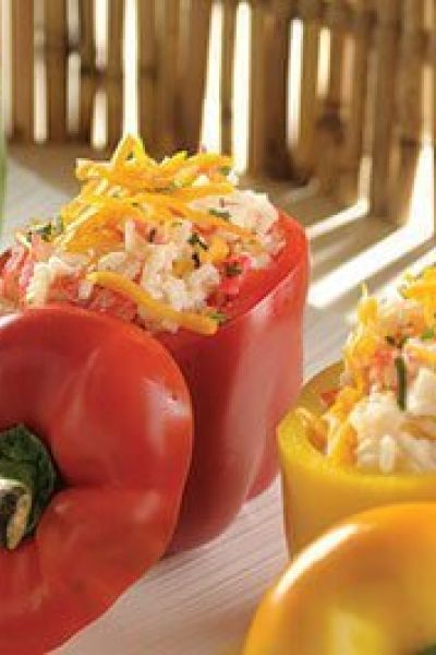 Pimientos rellenos de arroz y cangrejo