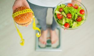 Cómo comer para ayudar a combatir el estrés