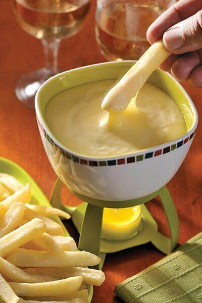 Papas con fondue de queso de cabra