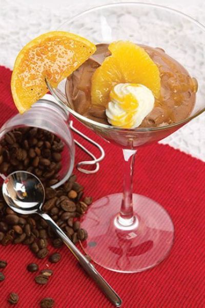 Mousse de chocolate con beso de naranja