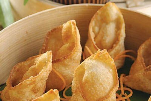 Gorritos de obispo rellenos de salmón