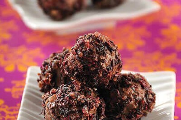 Trufas de chocolate amargo con Jamaica