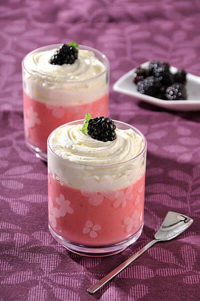 Mousse de frambuesa con crema dulce