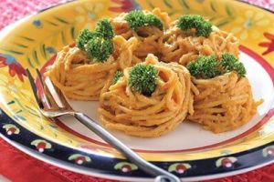 Espagueti con salsa de berenjena