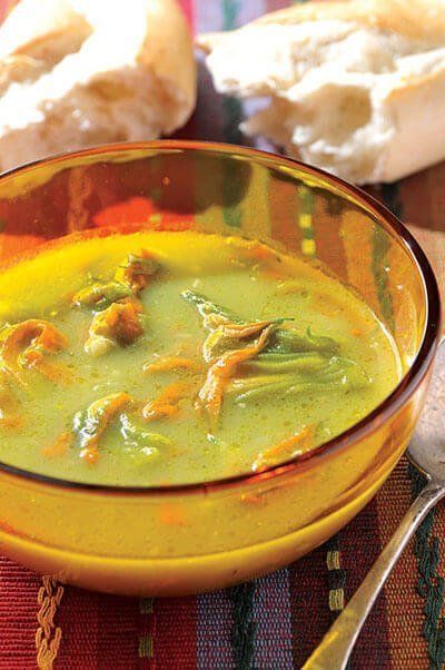 Sopa de calabaza y flor