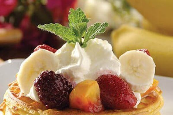 Waffles de avena con frutas