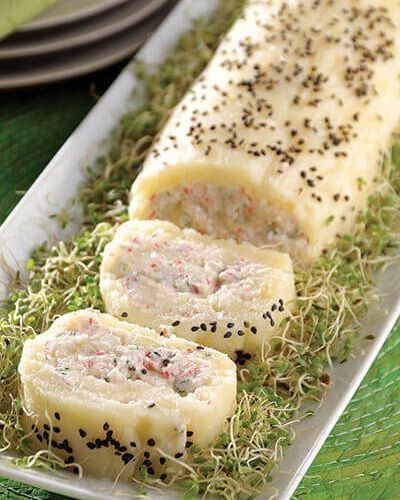 Rollo de papa con relleno de surimi