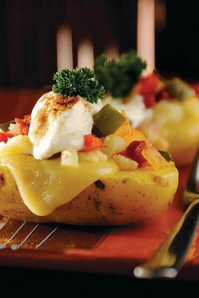 Cáscaras de papa con chorizo