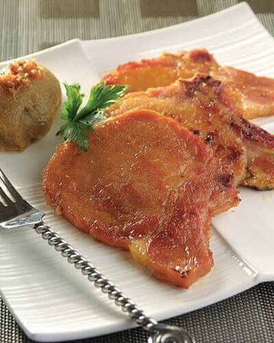Chuletas de cerdo con puré de manzanas