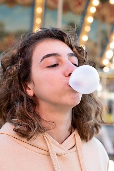 ¿No tienes un chicle?