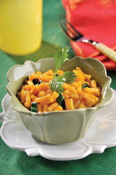 Pasta con queso y espinacas