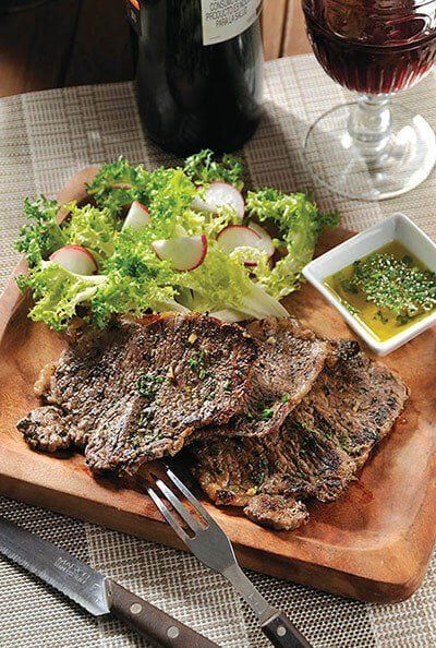 Carne asada con salsa de cilantro