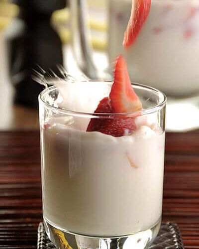 Agua de fresa con coco