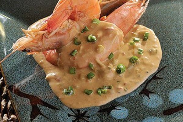 Camarones gigantes en salsa de coco y curry