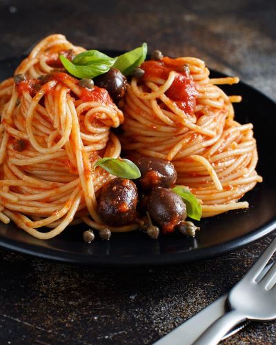 spaghetti a la puttanesca