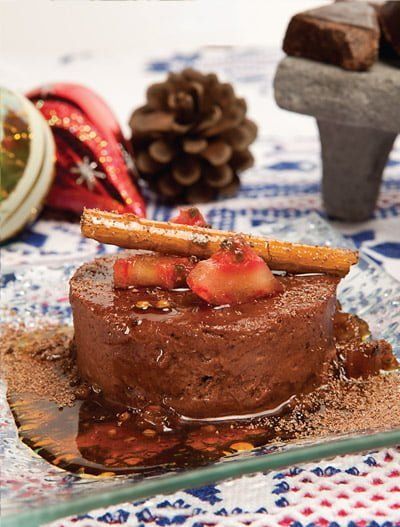 Mousse de chocolate de metate y frambuesas