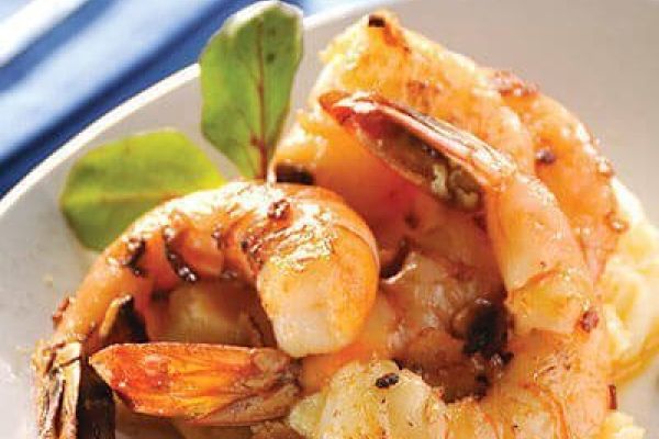 Camarones al ajillo y cítricos