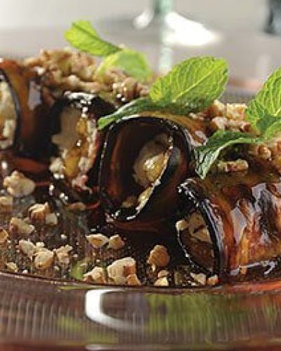 Rollos de berenjena con queso de cabra